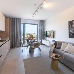 Luxury Apartment Valley Views B12
