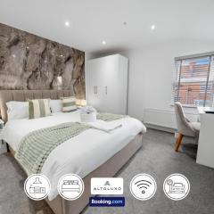 No 26 6 Bedroom House By AltoLuxoExperience Short Lets & Serviced Accommodation With Free Wifi