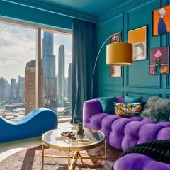 Spectacular Burj Khalifa View 2 min to Dubai Mall