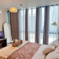 Cozy 1BR Condo with Uptown Mall View - BGC Zen Suite