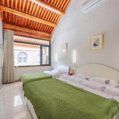 Great Wall Culture Home-stay