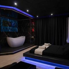 446 Black Suite Luxury