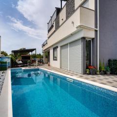 MY DALMATIA - Apartment Nikita with private pool