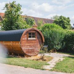 Tonneau en bois insolite au coeur du Charolais