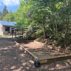Le refuge d'Yzeron, gite autonome en pleine forêt pour 8 personnes