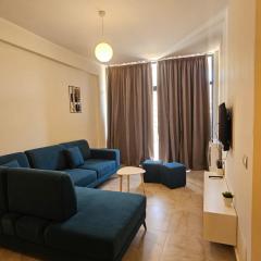 3 Modern Apartments for big groups or families