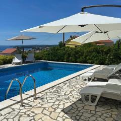 3 Bedroom Pet Friendly Apartment In Rab