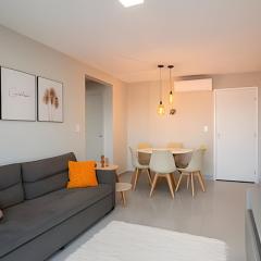 Apto 2 quartos a 140m da praia