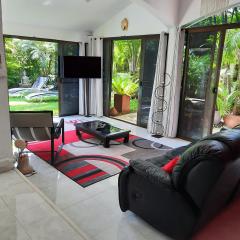 Bjou, Cosy Tropical Villa