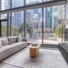 Blueground Chicago Loop pool nr Millennium Park CHI-1070