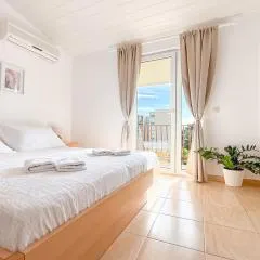 Beach Resort Apartments Bucina