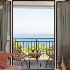 Houseloft Seaside Getaway