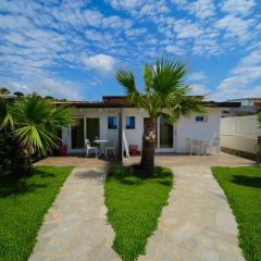 Marinella Beach Apartments - On The Beach - Private Free Parking