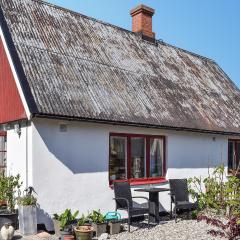 2 Bedroom Lovely Home In Simrishamn