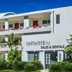 Infiniti Blu, Sosua