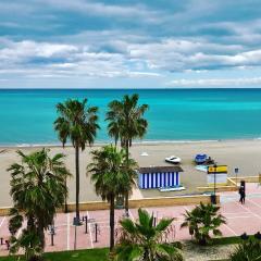 Beachfront Apartment Sabinillas