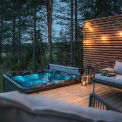 Arctic Snow Lake Lodge