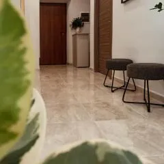 Paola HOME