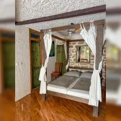 Voltera Apartments in Betina Old Town, with Parking Nearby
