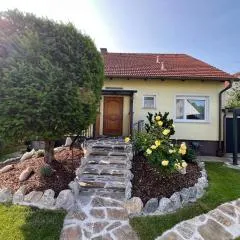 Ferienhaus Limes Carnuntum mit Terrasse und Garten