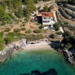 Family friendly seaside apartments Cove Rapak, Hvar - 12779