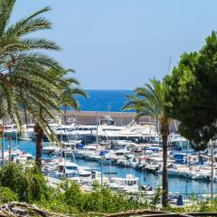 Vieille ville vue mer, à deux pas de la plage!