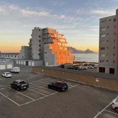SeeHUYS Boutique Bloubergstrand Beachfront Studio