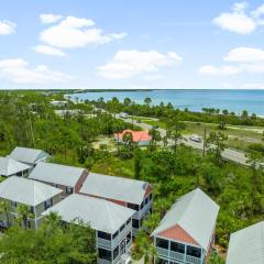 Pet Friendly Beach House - Sandy Toes by Panhandle Getaways