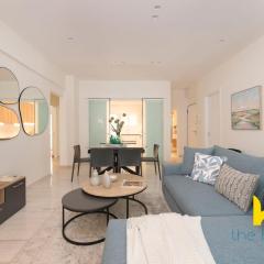 Radiant 3BR in Pireas Near Marina Zeas and Metro
