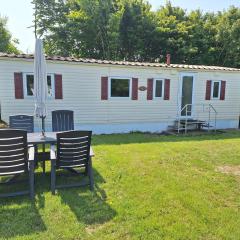 Gezellige Stacaravan nr 7 op Mini-Camping Klaproosje 4 personen