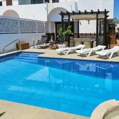 3 bedroom townhouse with private pool