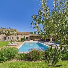 Magnifique Mas Provençal avec Piscine à Eygalières - 19 Couchages, 8 Chambres, Billard, et Plus ! - FR-1-599-3