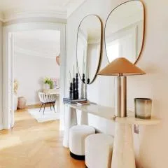 Elegant Apt 2BDR Arc de Triomphe Champs-Élysées