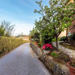 Cottage in Tuscany near Lucca and Pistoia