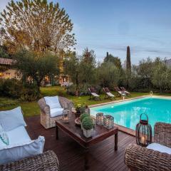 Villa in Camaiore with Pool & Tuscan Views