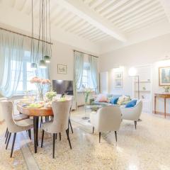 Apartment in Lucca within Palazzo Arnolfini