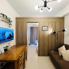 1BR Condotel with Balcony at FAME Residences #FM12-1
