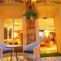 Le Windsor, Jungle Art Hotel