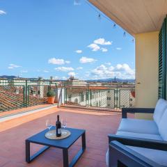 Penthouse with big terrace in Oltrarno