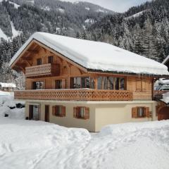 Duplex 5 pièces 11 pers, sauna, parking, animaux admis - FR-1-676-18