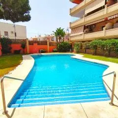 Apartamento nuevo con parking y piscina gratis