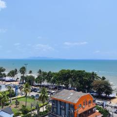 30m beachfront Seaview Jomtien beach high level seaside Thiantong condo