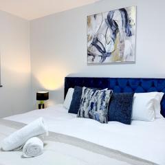 Modern & Cozy - City Centre 2-Bed Flat with Garden