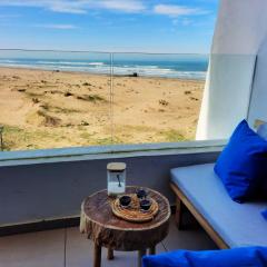 Sidi Rahal Blue View, Beachfront wide seaview with pool