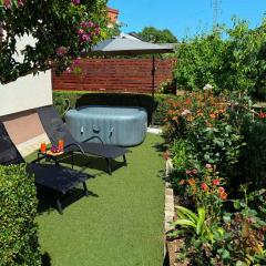 Jacuzzi, Kids' Playground, Free Parking