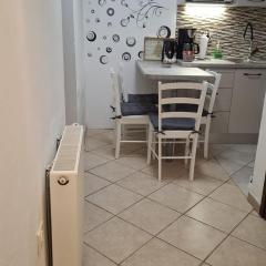 Apartments Luka & Leona - Two Bedroom Apartment with Balcony Luka