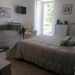 Casa rosa degli Abruzzo