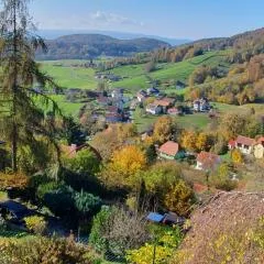 Charmantes Landhaus mit Garten und traumhaftem Fernblick