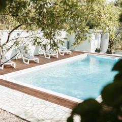 Almond Buna PoolHouse