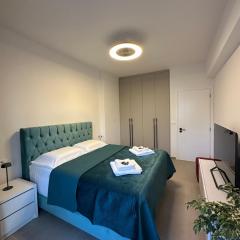 New Apartment Riverside